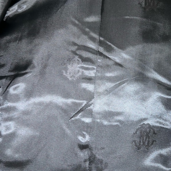 Roberto Cavalli Suit, new with tags. Size 46 European - Picture 6 of 10